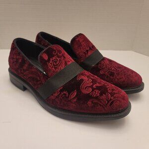 Bruno Marc, men's size 8, burgundy and black.